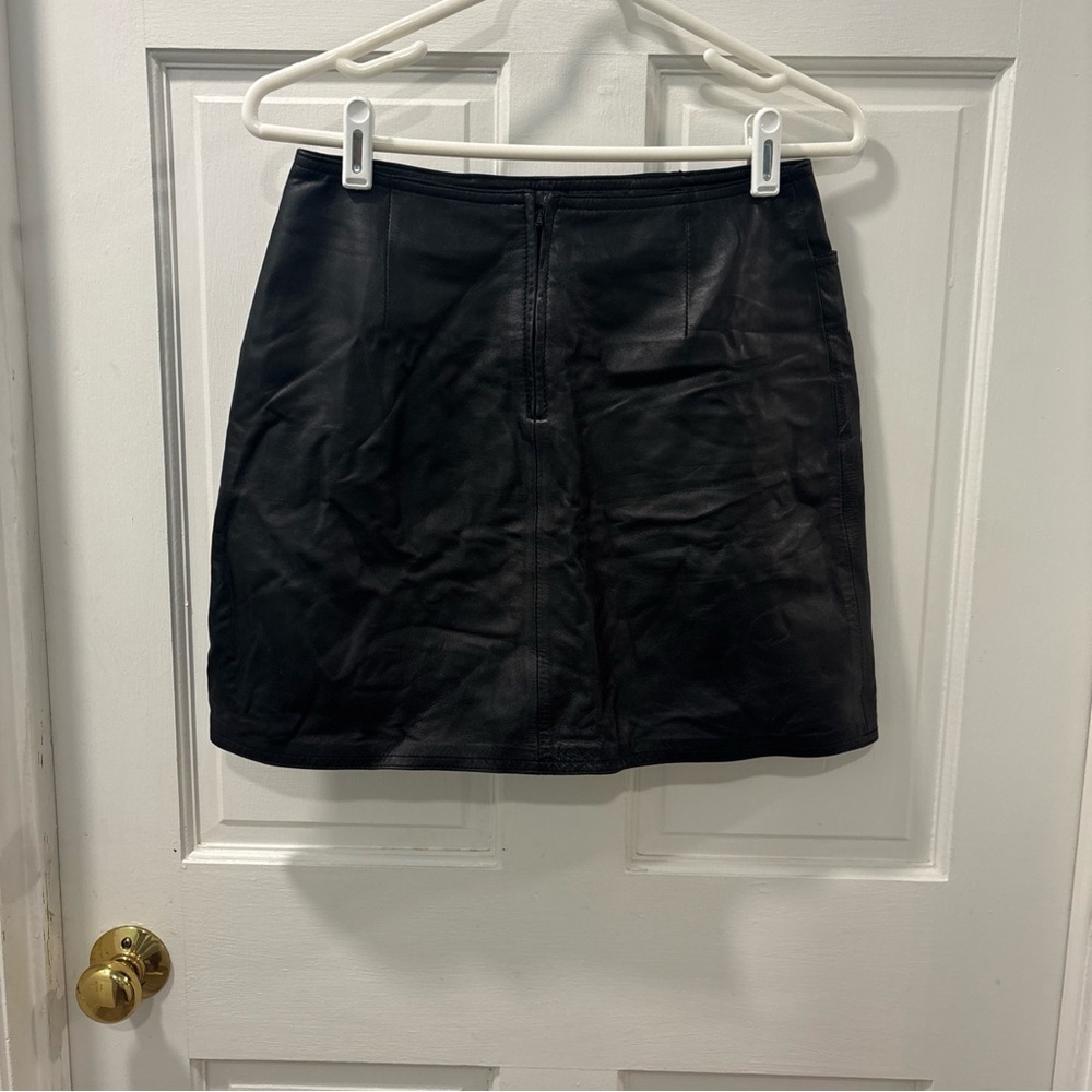 The Limited Women’s Y2K 100% Leather Mini Pencil Skirt Size 4 Black Pockets EUC - Picture 4 of 7